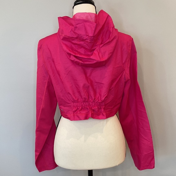 Lululemon hot pink long sleeve hooded cropped zip front  Barbiecore workout - Picture 4 of 14
